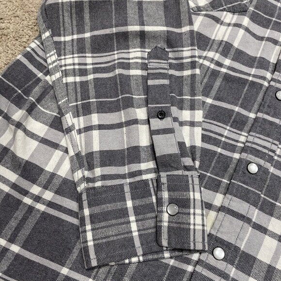 American Rag Pearl Snap Shirt Men’s XXL Gray Plaid Long Sleeve Embroidered - Picture 5 of 8